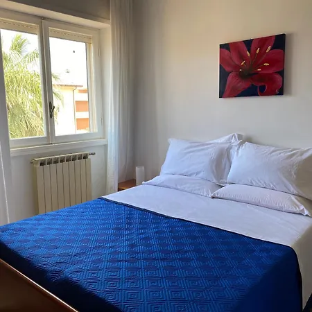 Casa Rakele Apartment *